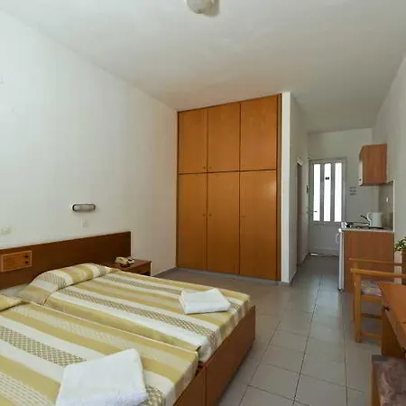 Bayside Katsaras 4*