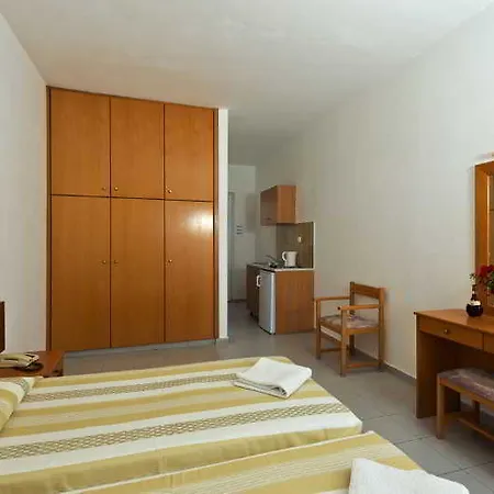 Bayside Katsaras Apartahotel 4*