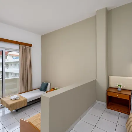 Bayside Katsaras Apartahotel 4*