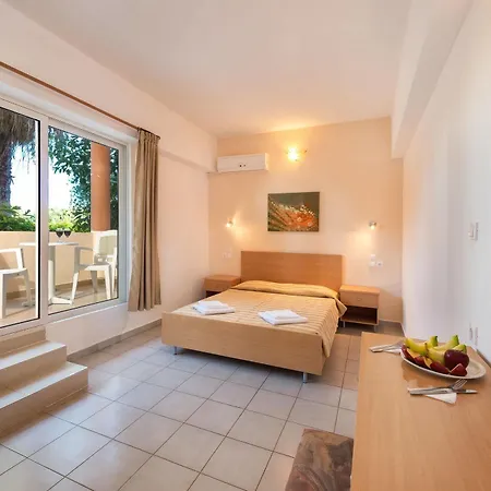 Bayside Katsaras Apartahotel 4*